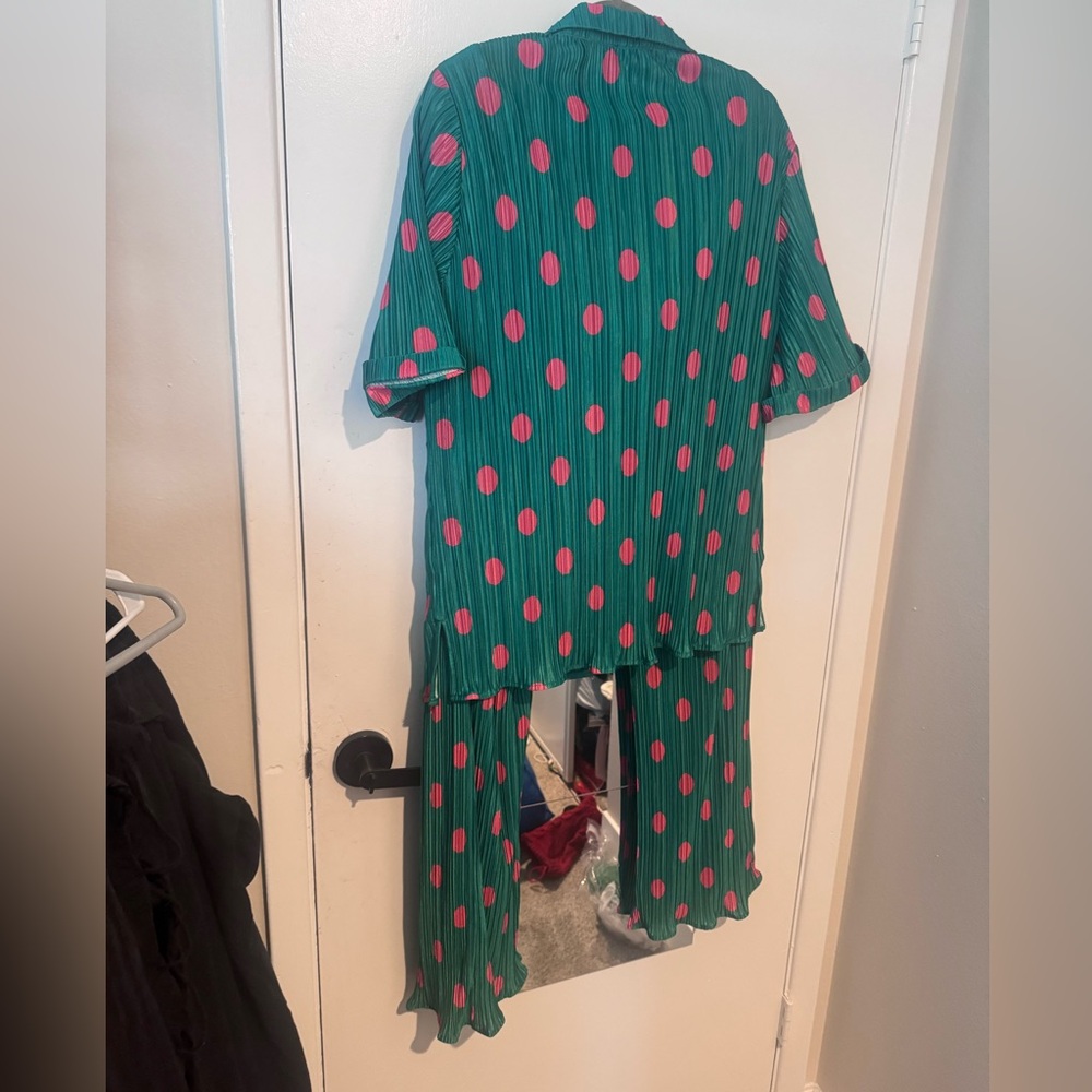 Dressed in LaLa Green Pink Polka Dot Button-Front Plisse Pants Top Set NWT Plus - Picture 8 of 9
